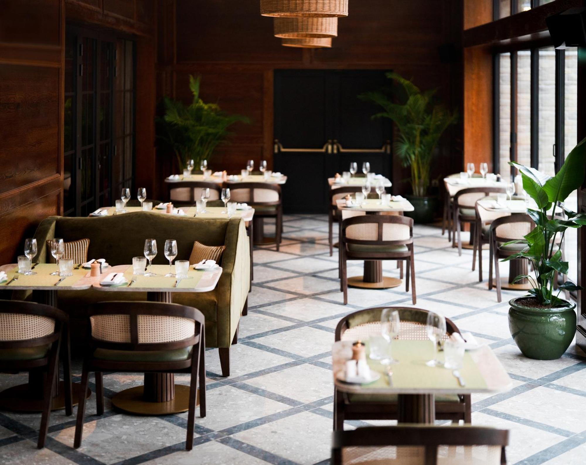 Crossbasket Castle Hotel & Restaurant High Blantyre Bagian luar foto