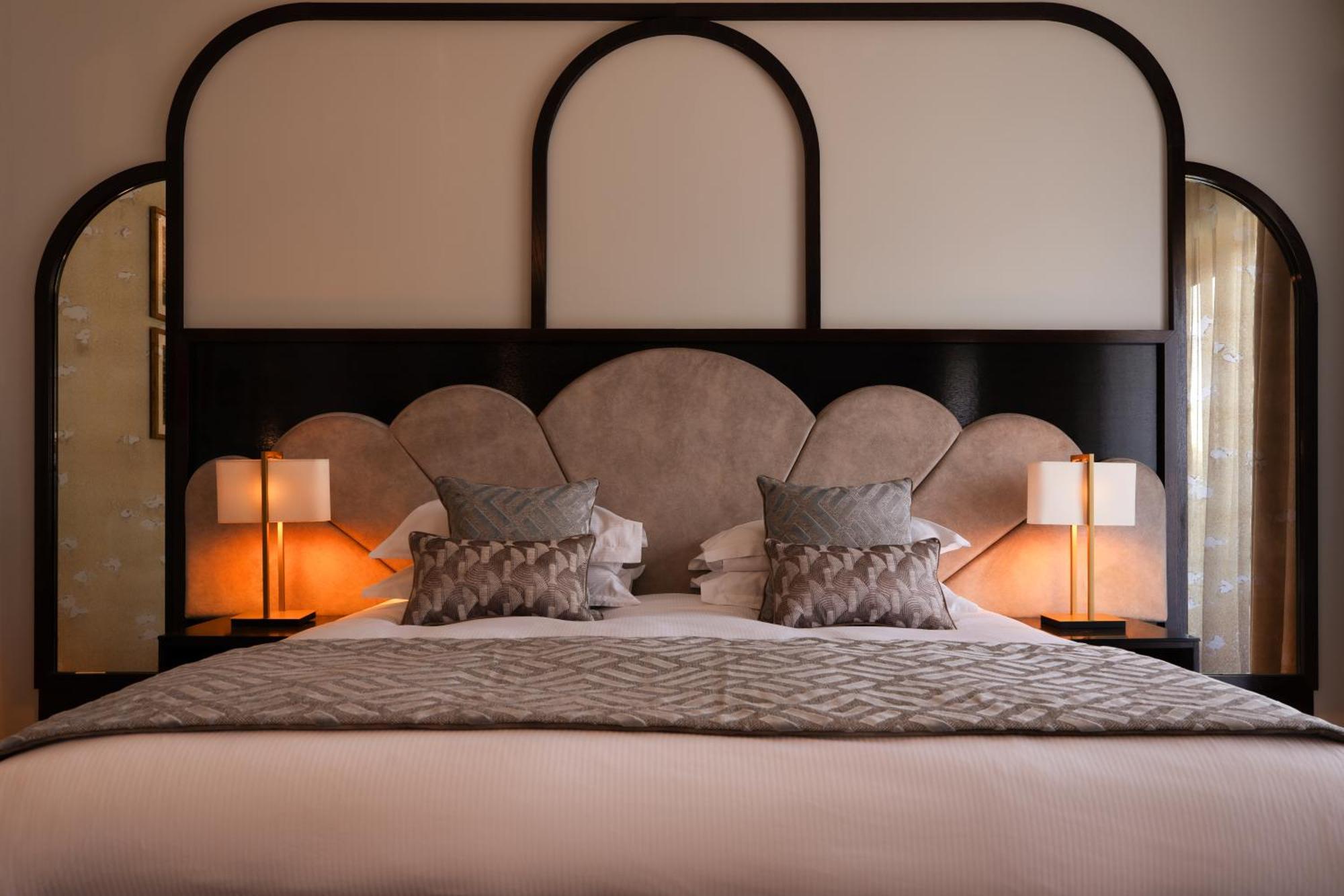 Crossbasket Castle Hotel & Restaurant High Blantyre Bagian luar foto